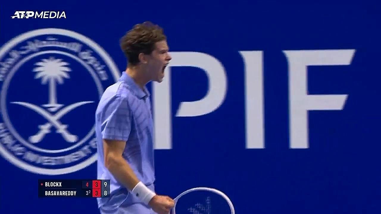 Blockx beats Basavareddy at Next Gen ATP Finals
