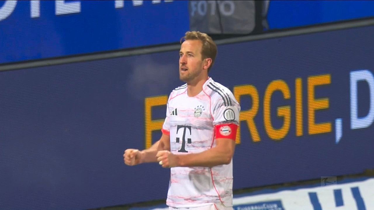 Bayern Munich extend lead at top of Bundesliga with 4-0 win over Heidenheim