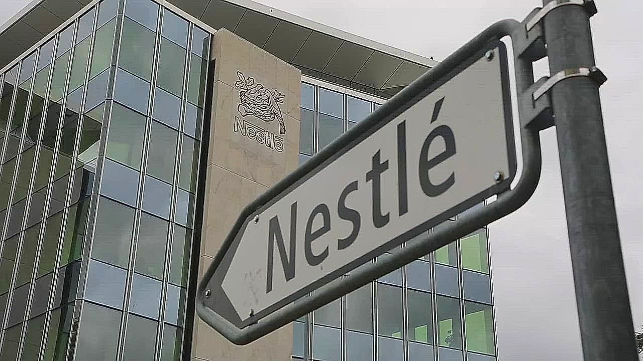 Video: Nestlé issues global recall of baby formula over toxin risk