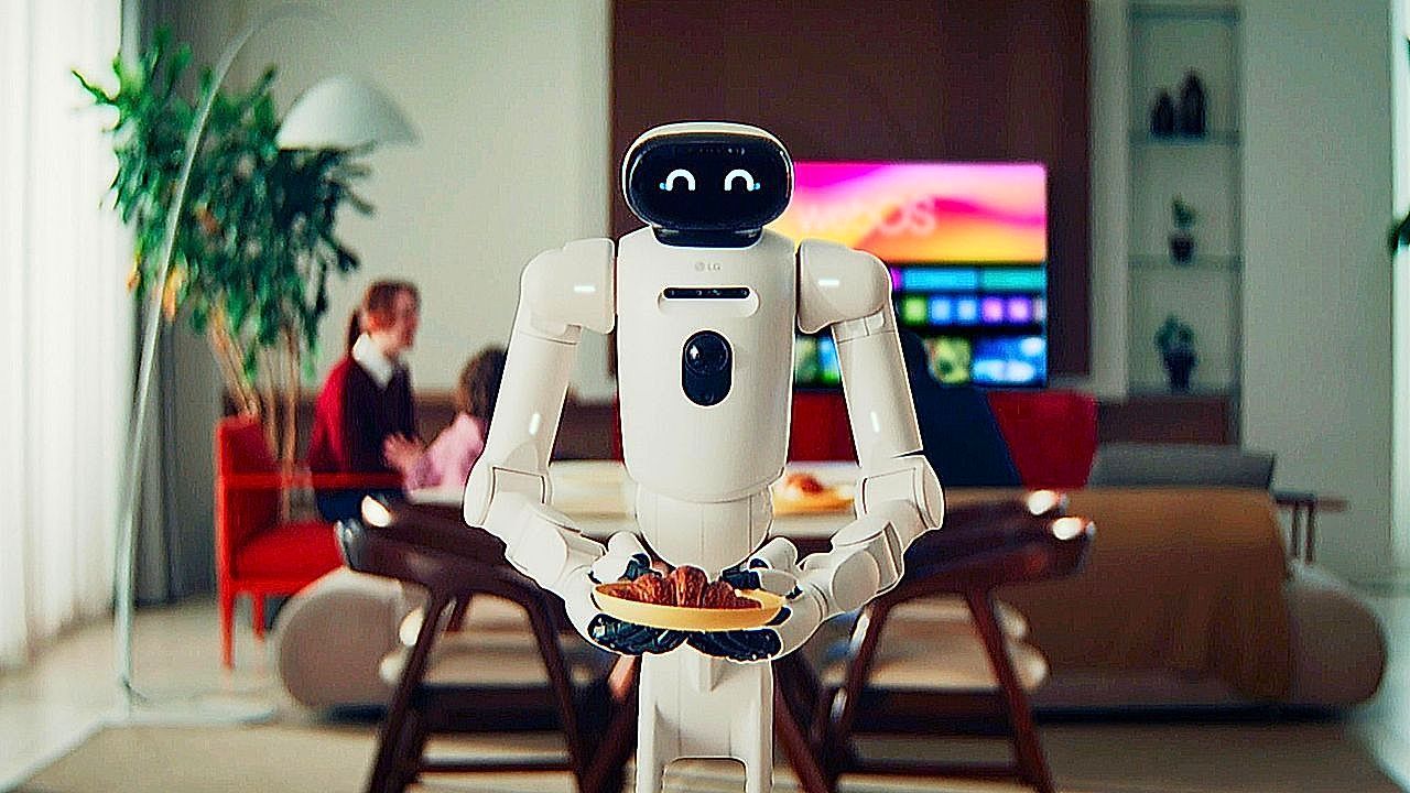 LG-presents-its-CLOiD-robot-to-achieve-a-zero-work-home