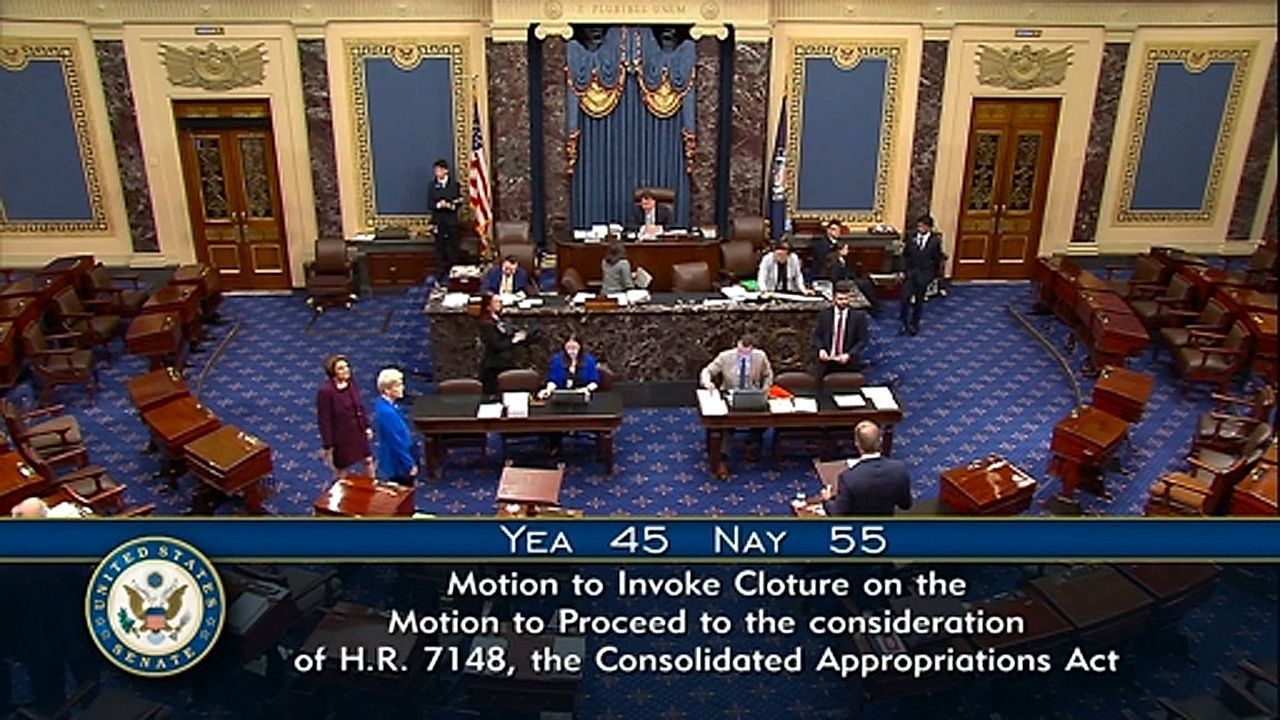 Video: Senate fails to move funding bill forward ahead of shutdown deadline