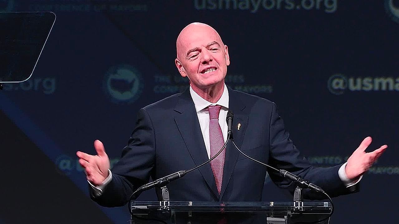 Video: Infantino proposes lifting Russia ban, sparking outrage in Europe