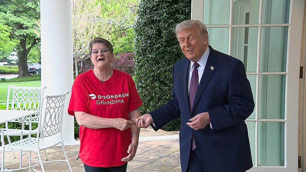 Video: Trump tips DoorDash driver $100 bill for McDonald's delivery