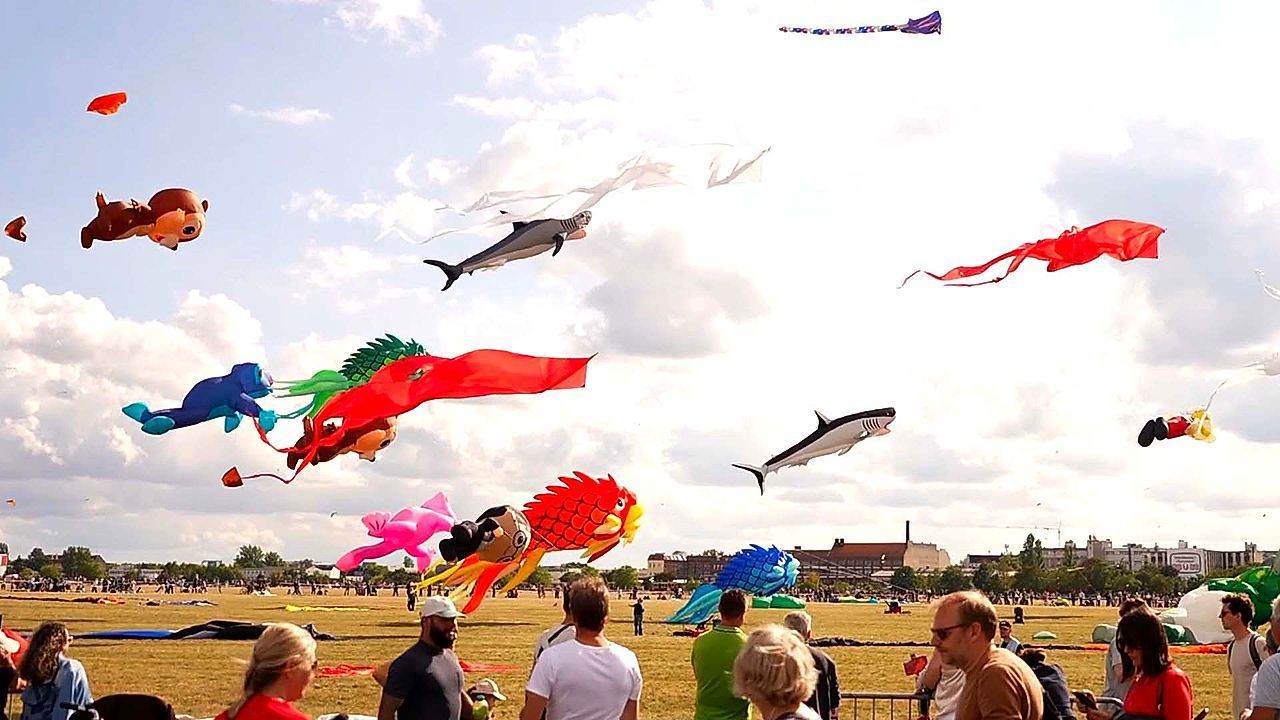 Video: More than 100,000 people watch giant kites soar over Berlin's Tempelhof
