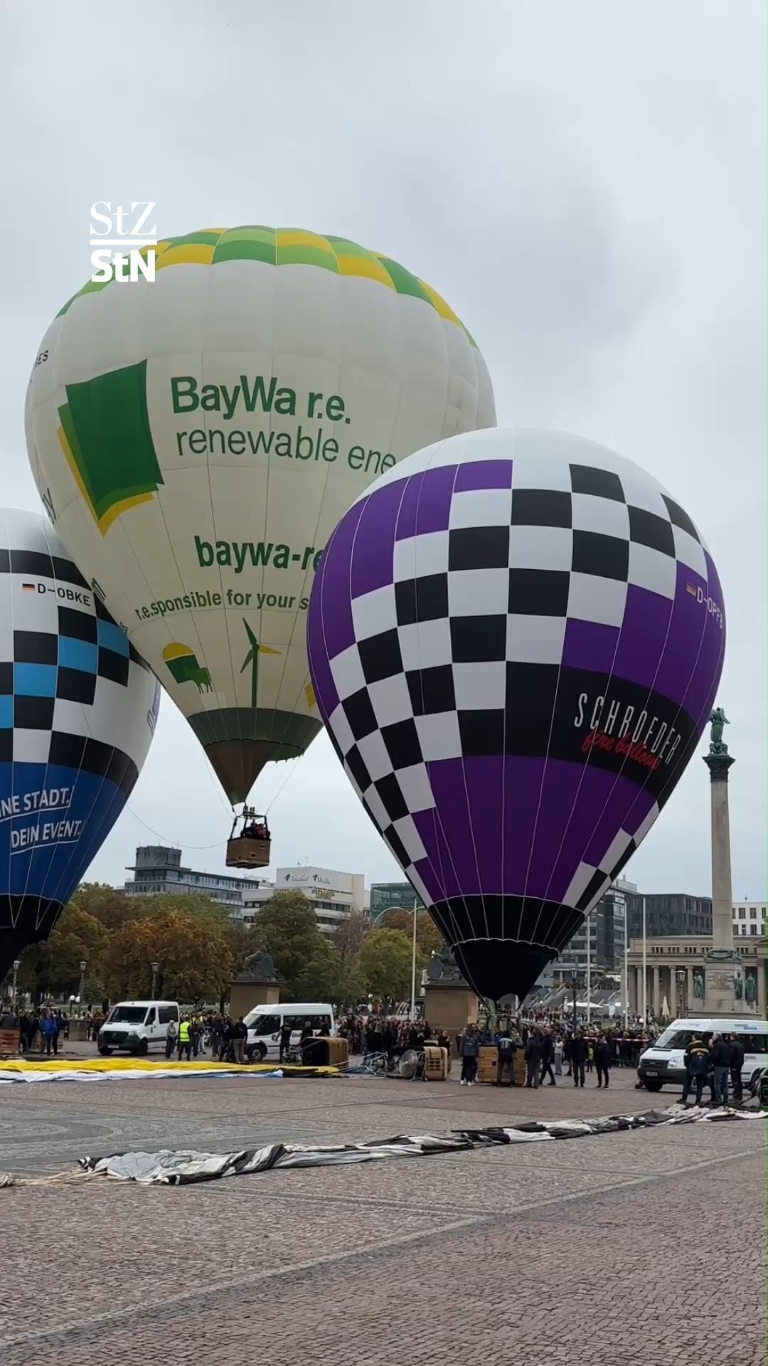 Video: Heißluftballons starten am Schlossplatz in Stuttgart