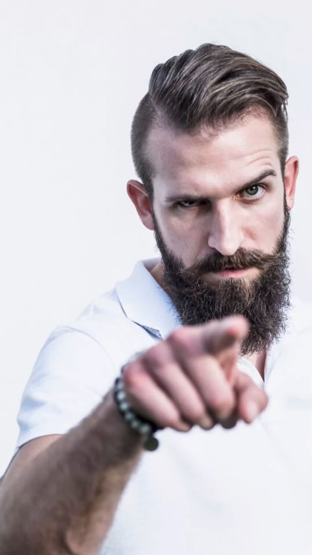 Look, Act, Help: Tips for Civil Courage