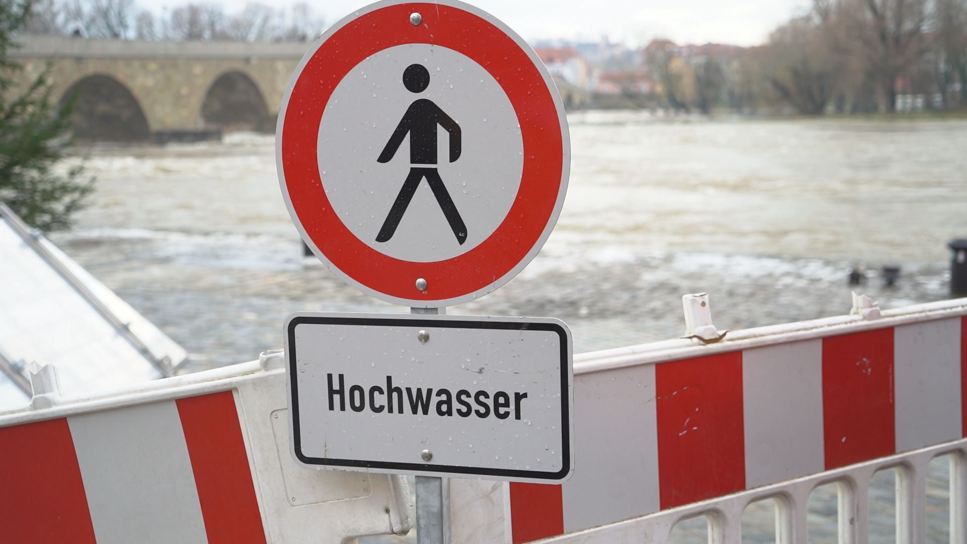 Hochwasser in Regensburg: Wann sich die Lage entschärft