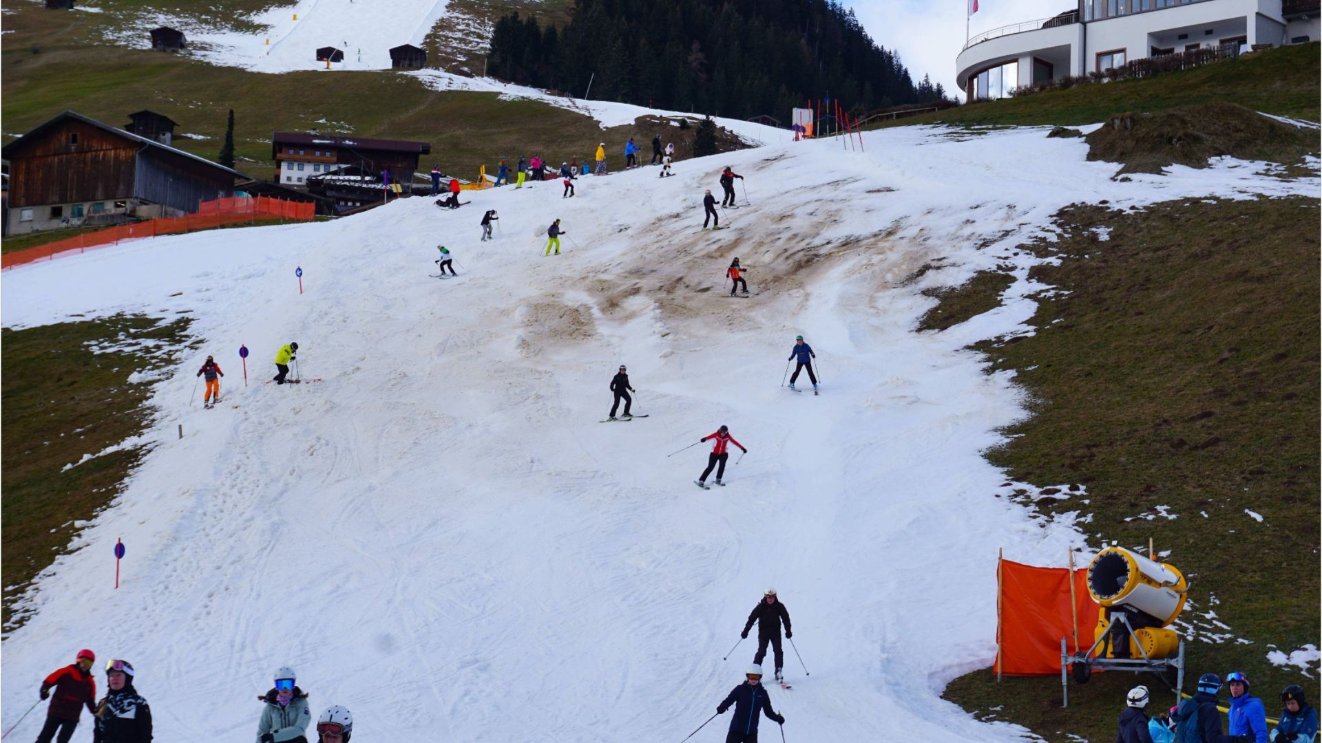 Geld zurück bei Schneemangel? Reiserecht beim Skiurlaub