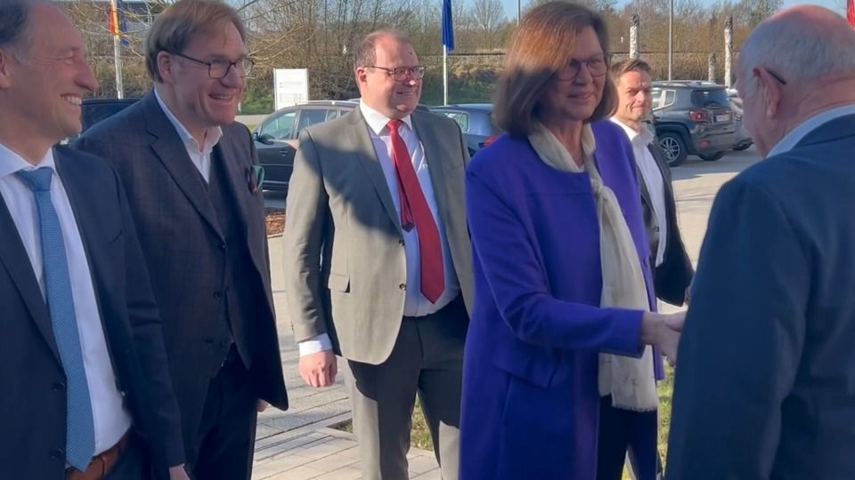 Video: Landtagspräsidium zu Besuch beim European Campus Rottal-Inn