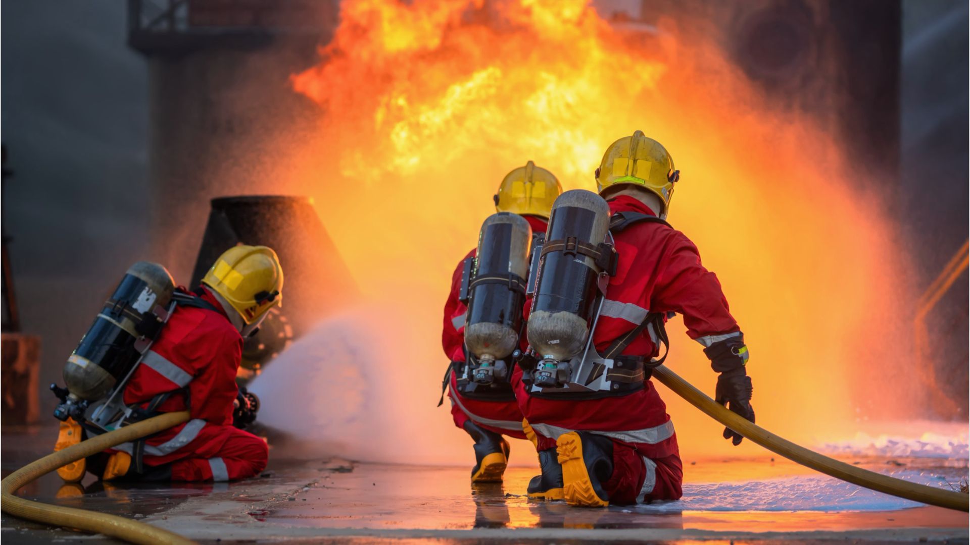 Video: Achtung, Feuer! Wie Sie richtig reagieren, wenn es brennt