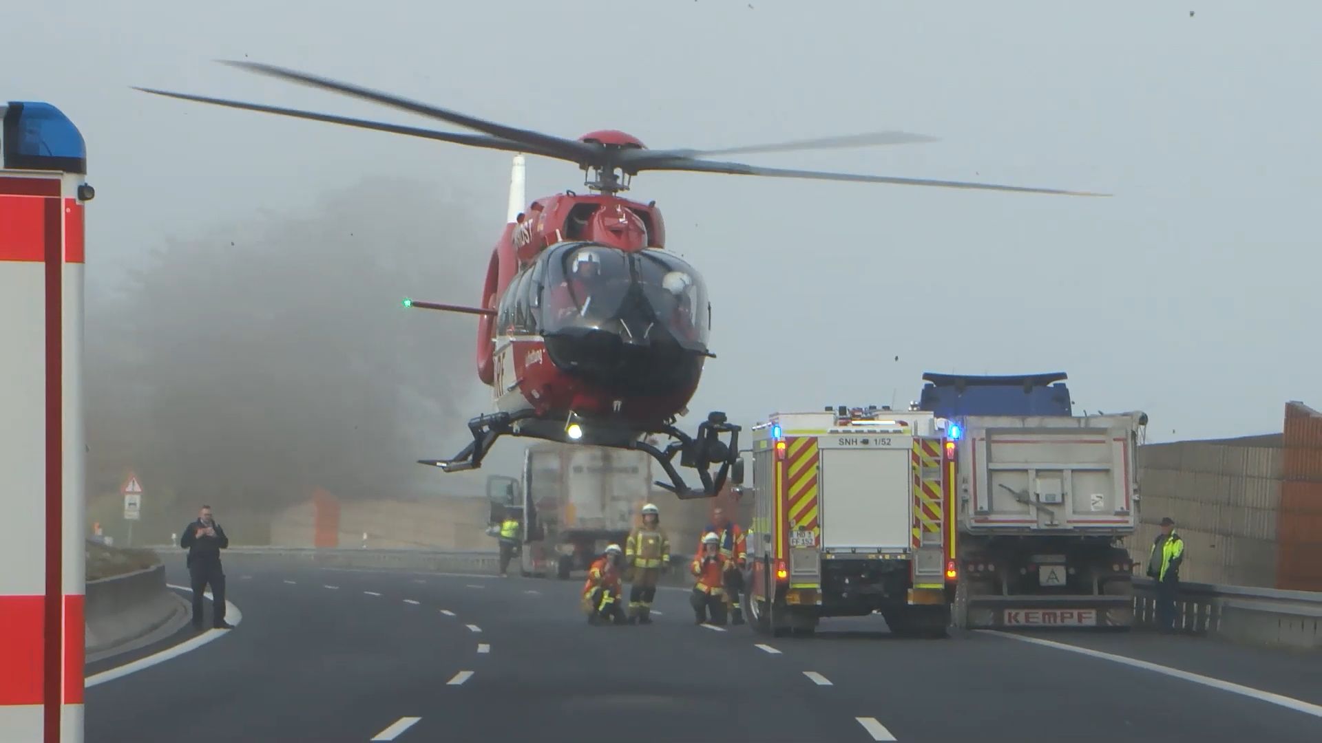 Video: Unfall auf der A6 bei Dielheim: Diesel auf Fahrbahn – Richtung Mannheim stundenlang gesperrt