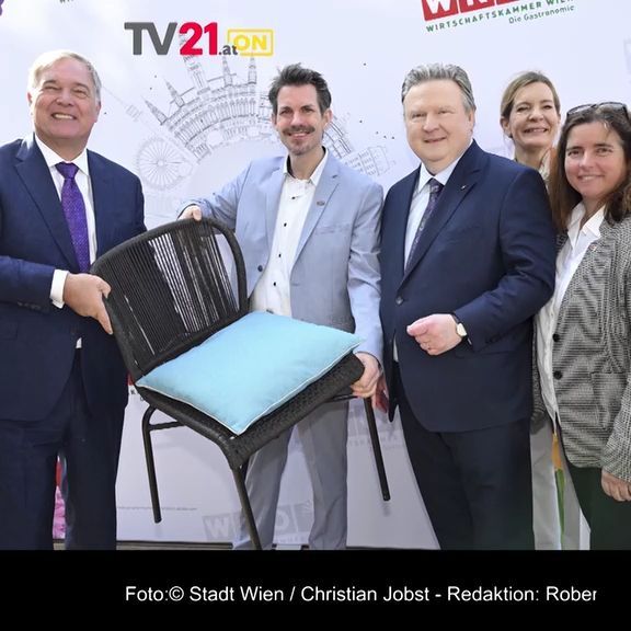 Video: Startschuss für Wiens Sommer‑Schanigärten bei strahlendem Sonnenschein