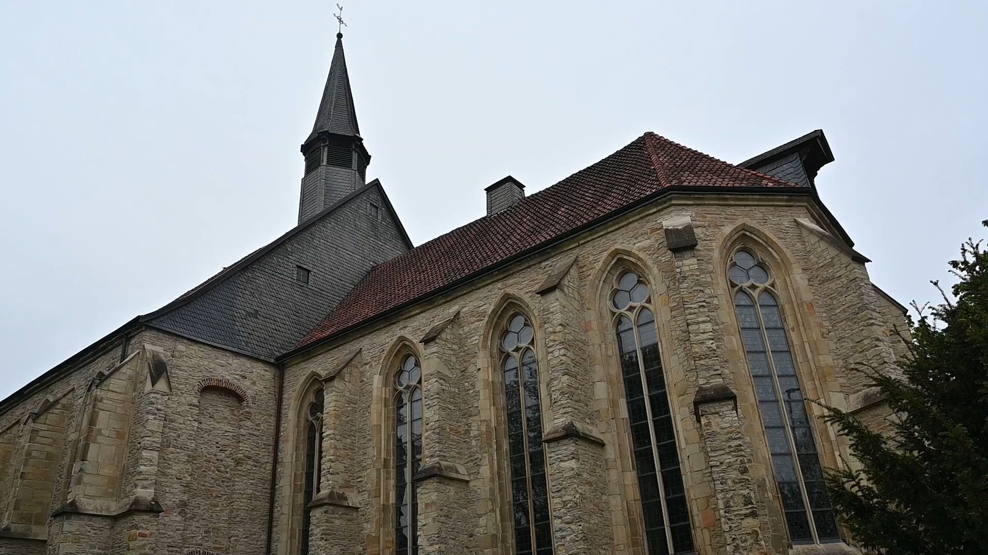 Video: Sanierung - Apostelkirche monatelang geschlossen