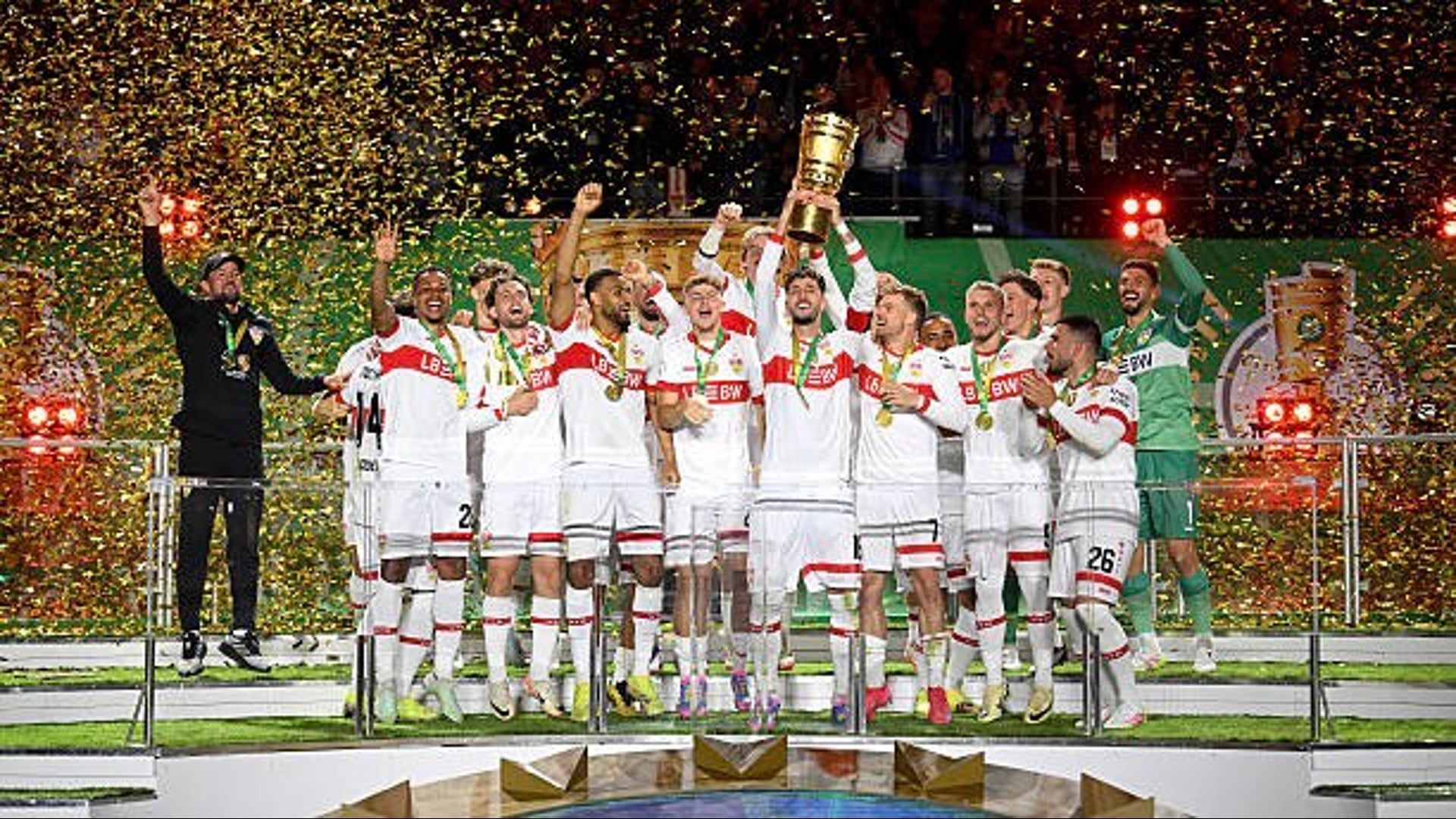 Historisches Pokalfinale in Berlin: VfB triumphiert über Bielefeld