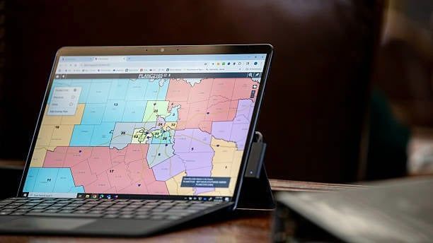 Video: Oberster US-Gerichtshof setzt republikanische Wahlkarte für Texas wieder ein