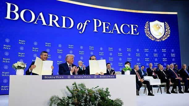 Video: Die Mitglieder Von Trumps Friedensrat Treffen Sich Zu Ihrer Ersten Sitzung