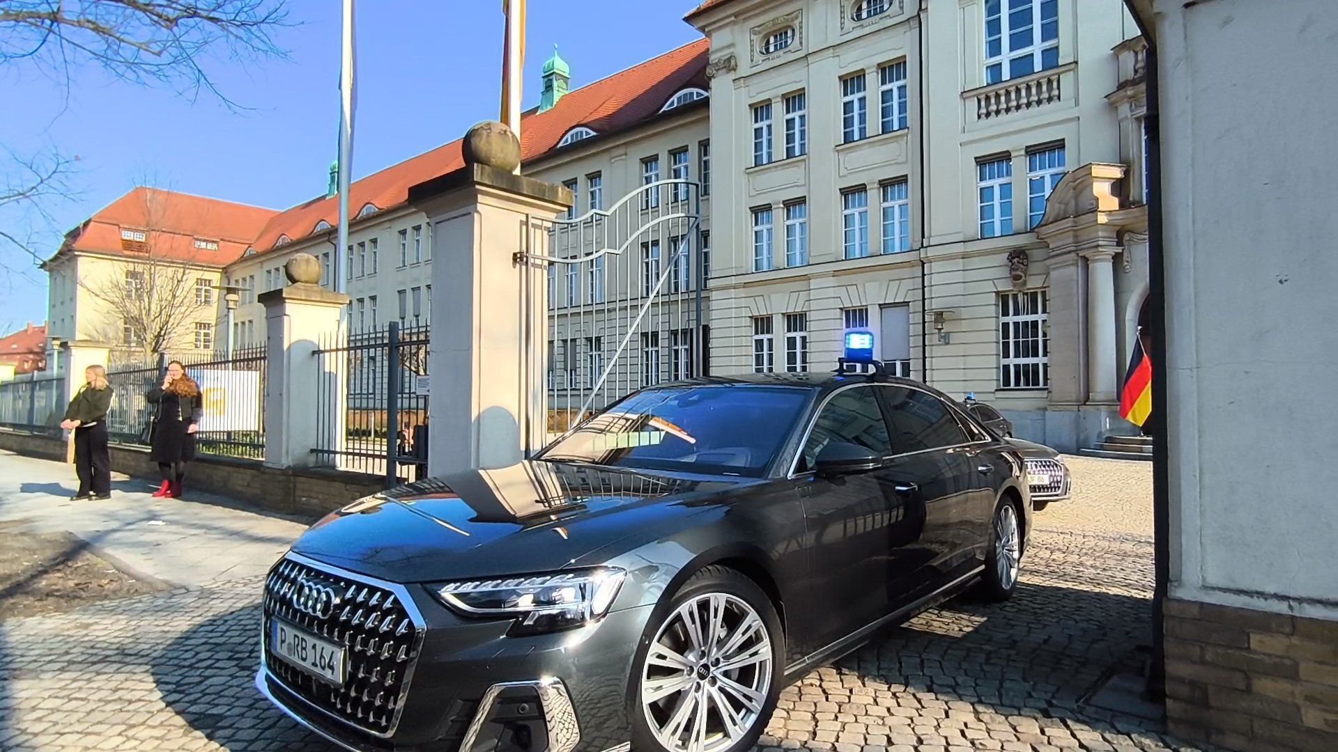 Video: Neue Landesregierung aus SPD und CDU in Brandenburg vorgestellt – Koalition steht für Sicherheit und Stabilität