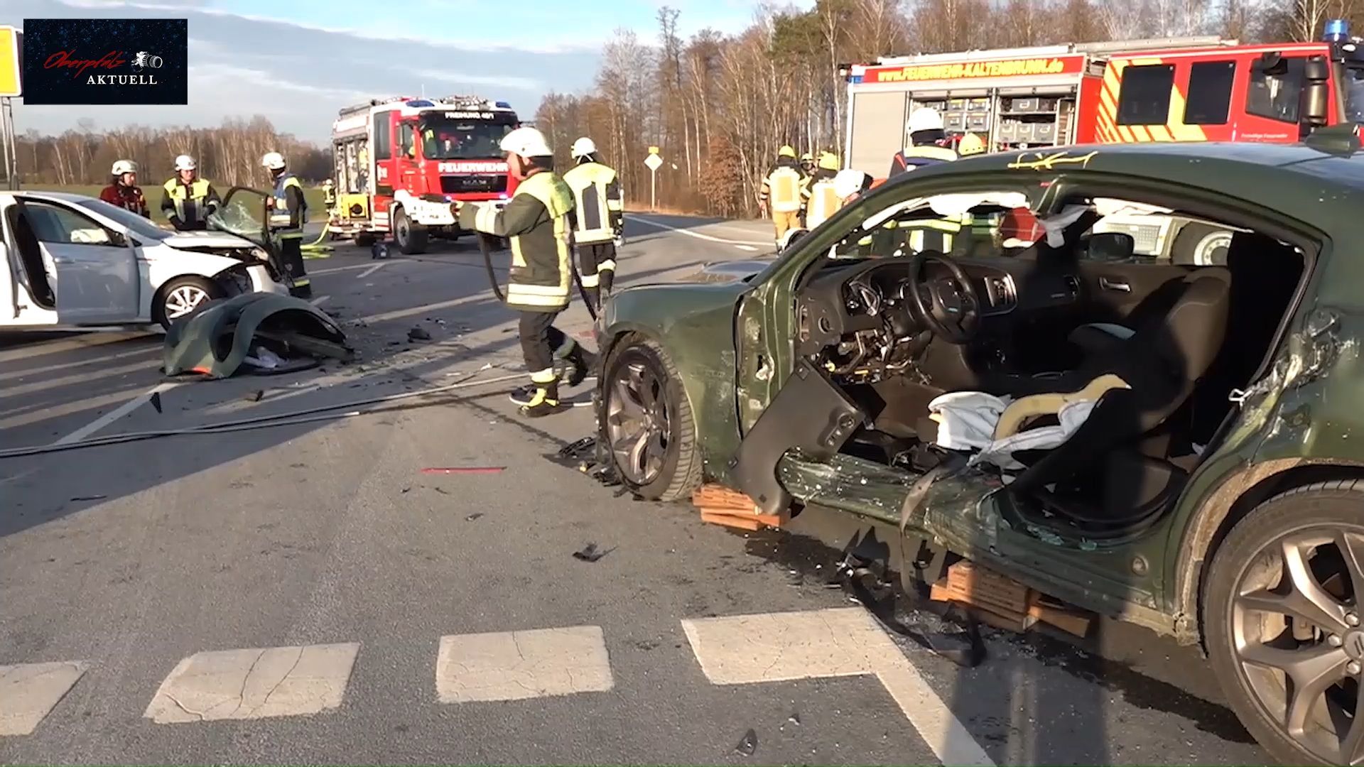 Schwerer Verkehrsunfall auf der Bundesstraße 299 bei Freihung