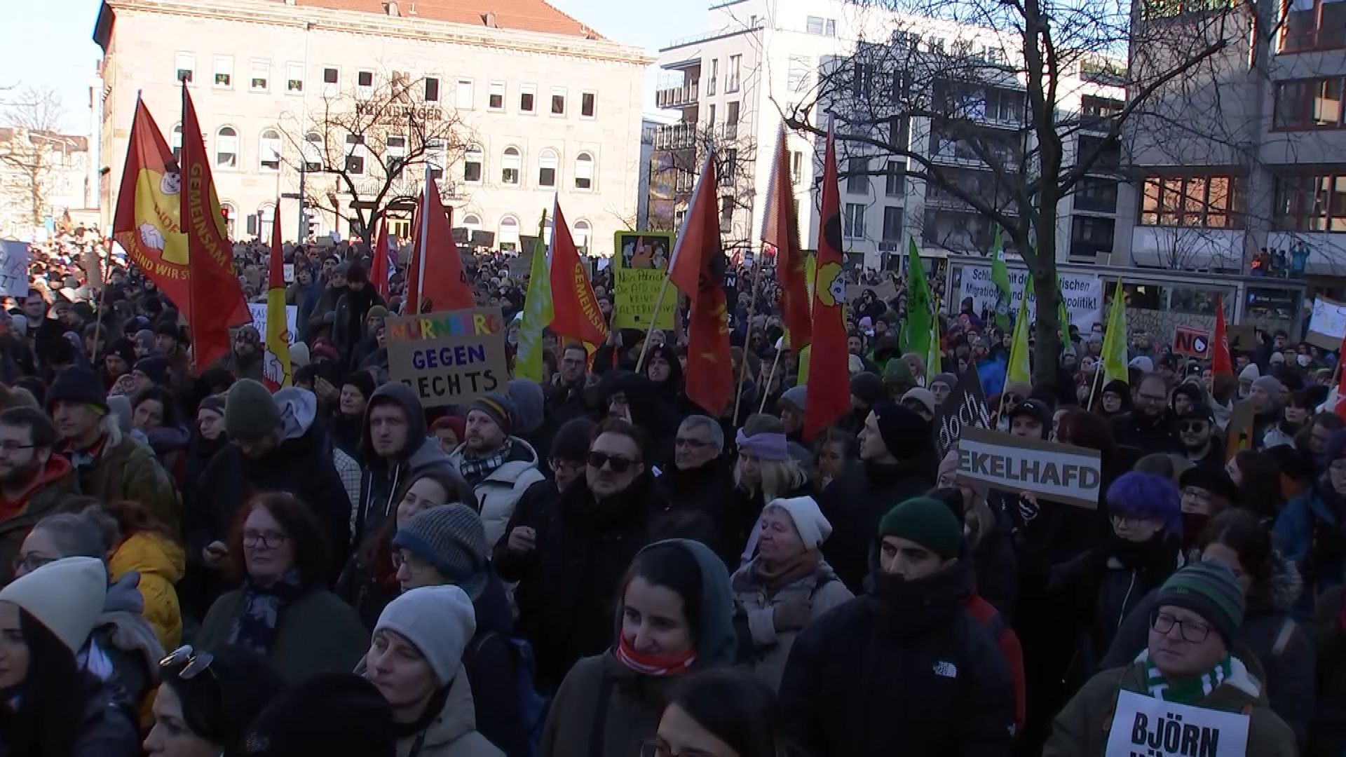 Gegen Rechts: Zehntausende auf Demo in Nürnberg