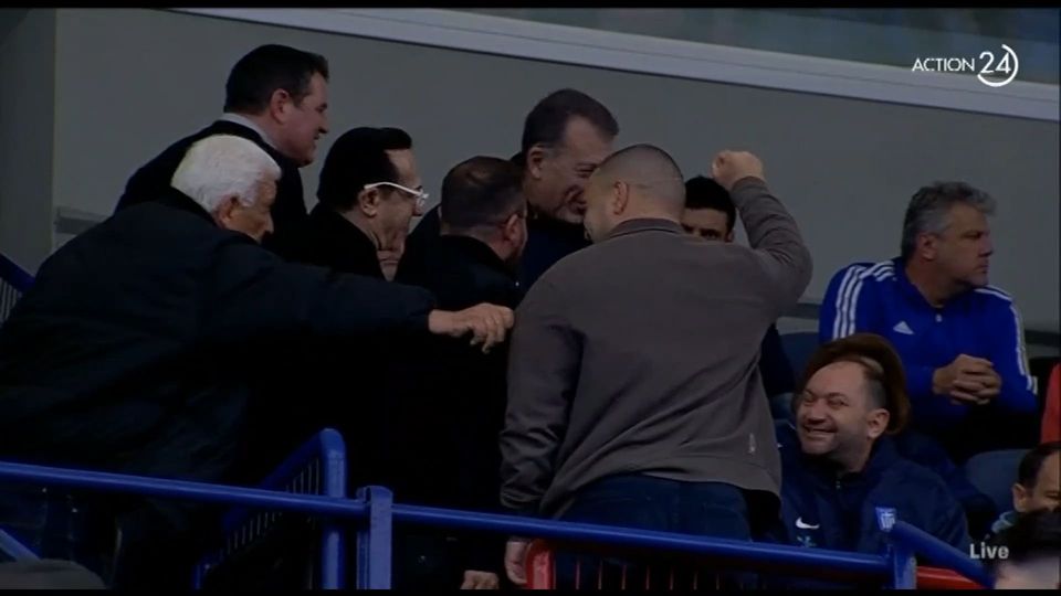 Στο γήπεδο της Νέας Σμύρνης ο Λευτέρης Πανταζής (VID)