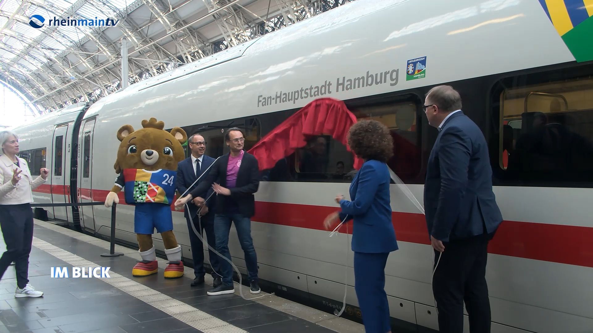 EM-ICE 2024 am Frankfurter Hauptbahnhof auf „Fan-Hauptstadt Hamburg“ getauft