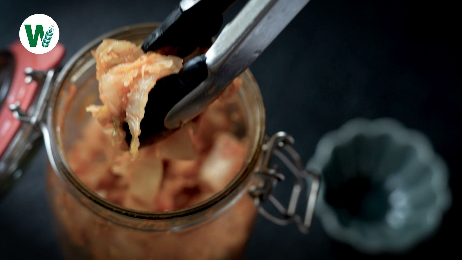Make Kimchi Yourself: Simple Recipe for Fresh, Fermented Kimchi
