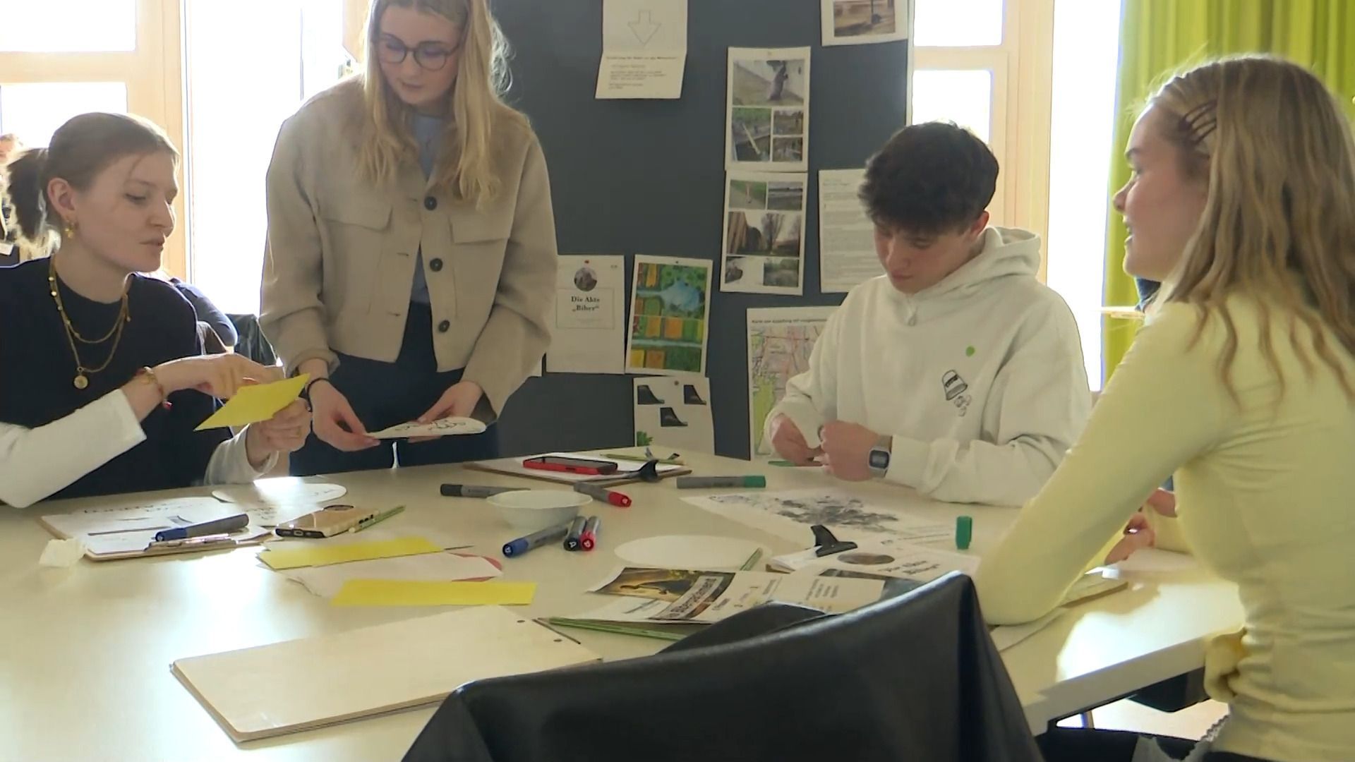 Video: Biberparlament - Schüler bilden sich in der Augsburger Weltwasserwoche weiter