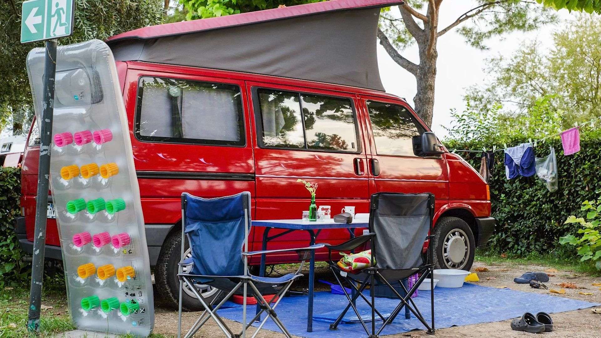 Der Camping-Experte vom ADAC gibt Tipps: Übernachten unterwegs – was ist eigentlich erlaubt?