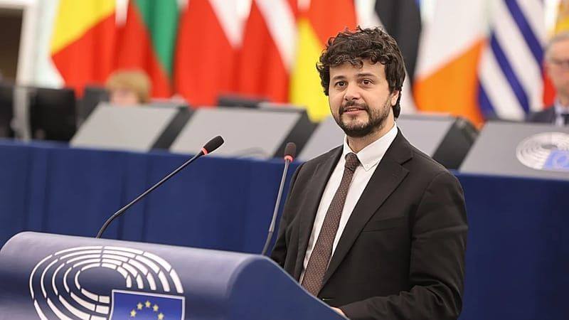 Video: Italienischer EU-Abgeordneter Benifei: "Europa muss Trump eine Frist setzen"