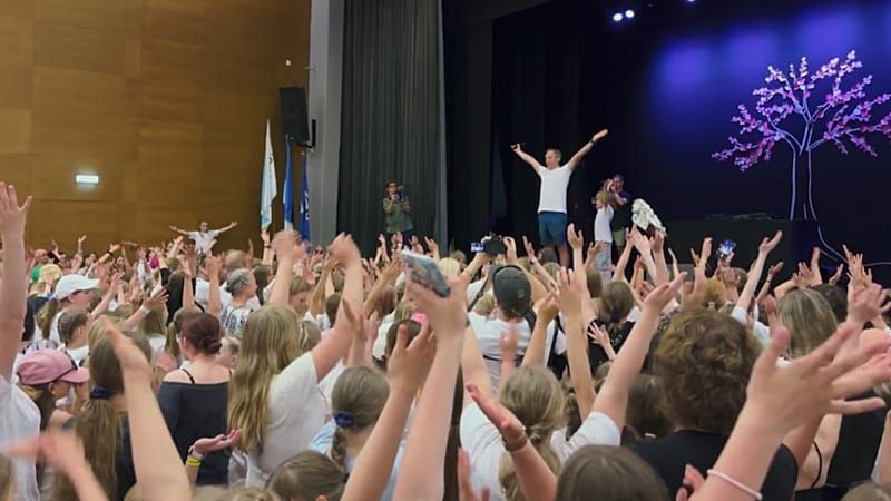 Video: Estnische Mädcheninitiative HK Unicorn Squad formt nächste Tech-Generation