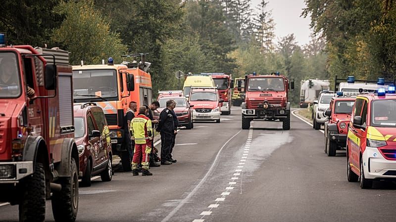 Video: Europa kämpft gegen Waldbrände: Belgien erlebt größten Brand seiner Geschichte