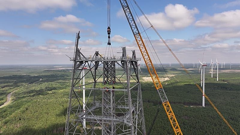 Video: Lausitzer Mega-Windrad bricht Weltrekord: Höher als der Eiffelturm