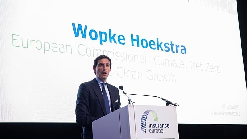Video: EU-Klimakommissar Hoekstra warnt vor Kosten durch Klimakatastrophen