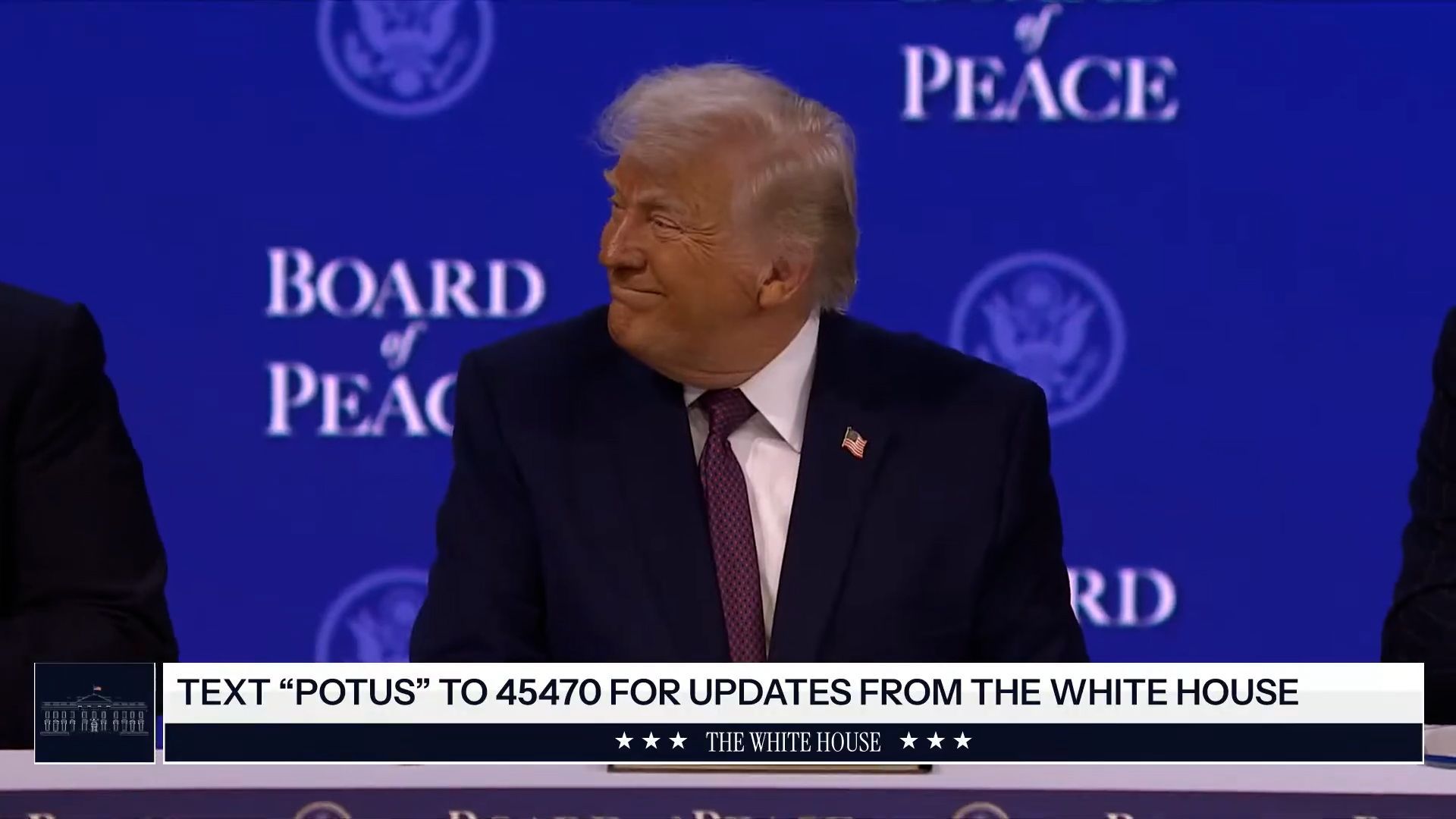 Video: Trump gründet umstrittenen Friedensrat – und bekommt nur verhaltenen Applaus