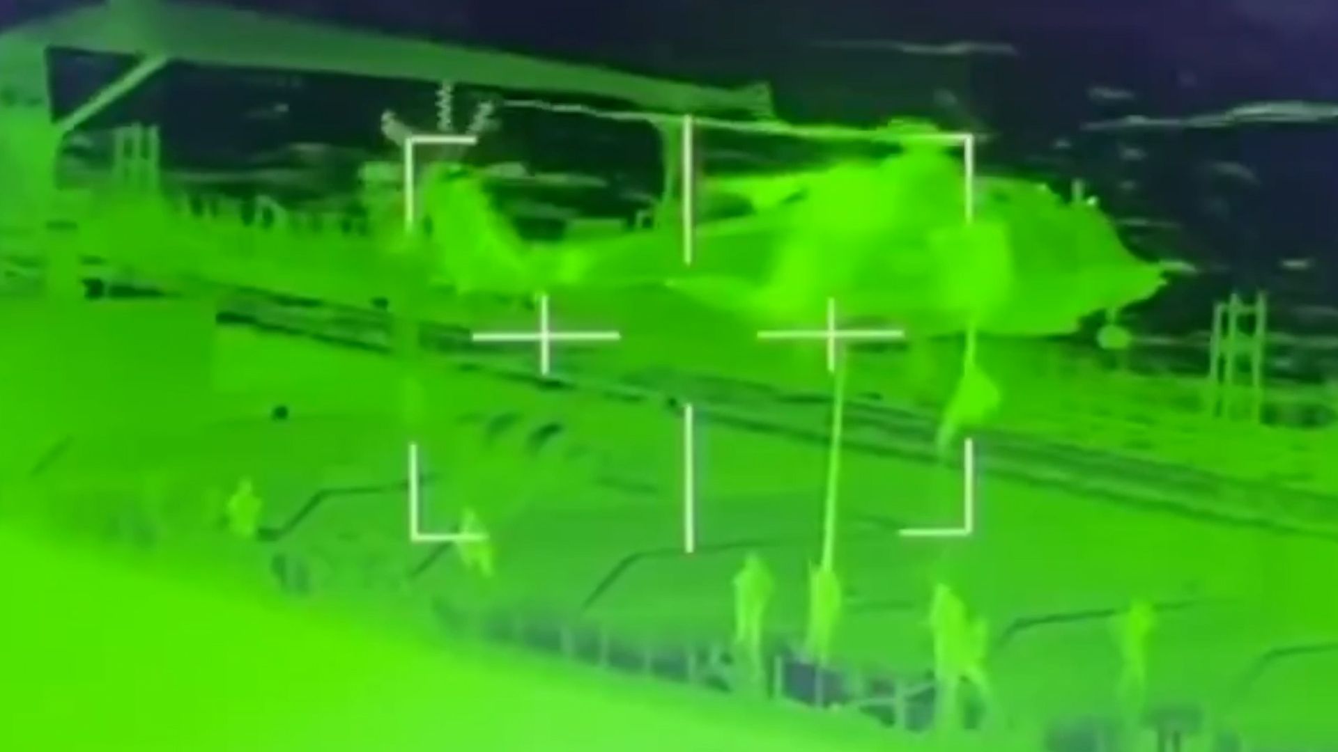 Video: Soldaten seilen sich aus Helikopter ab: Belgien kapert offenbar russischen Schattenflotte-Tanker in der Nordsee