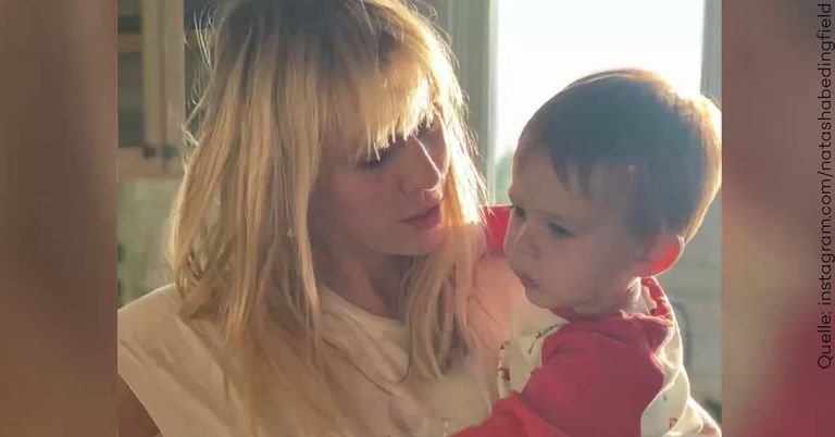 Hirn-OP: Der Sohn von Natasha Bedingfield ist schwer krank