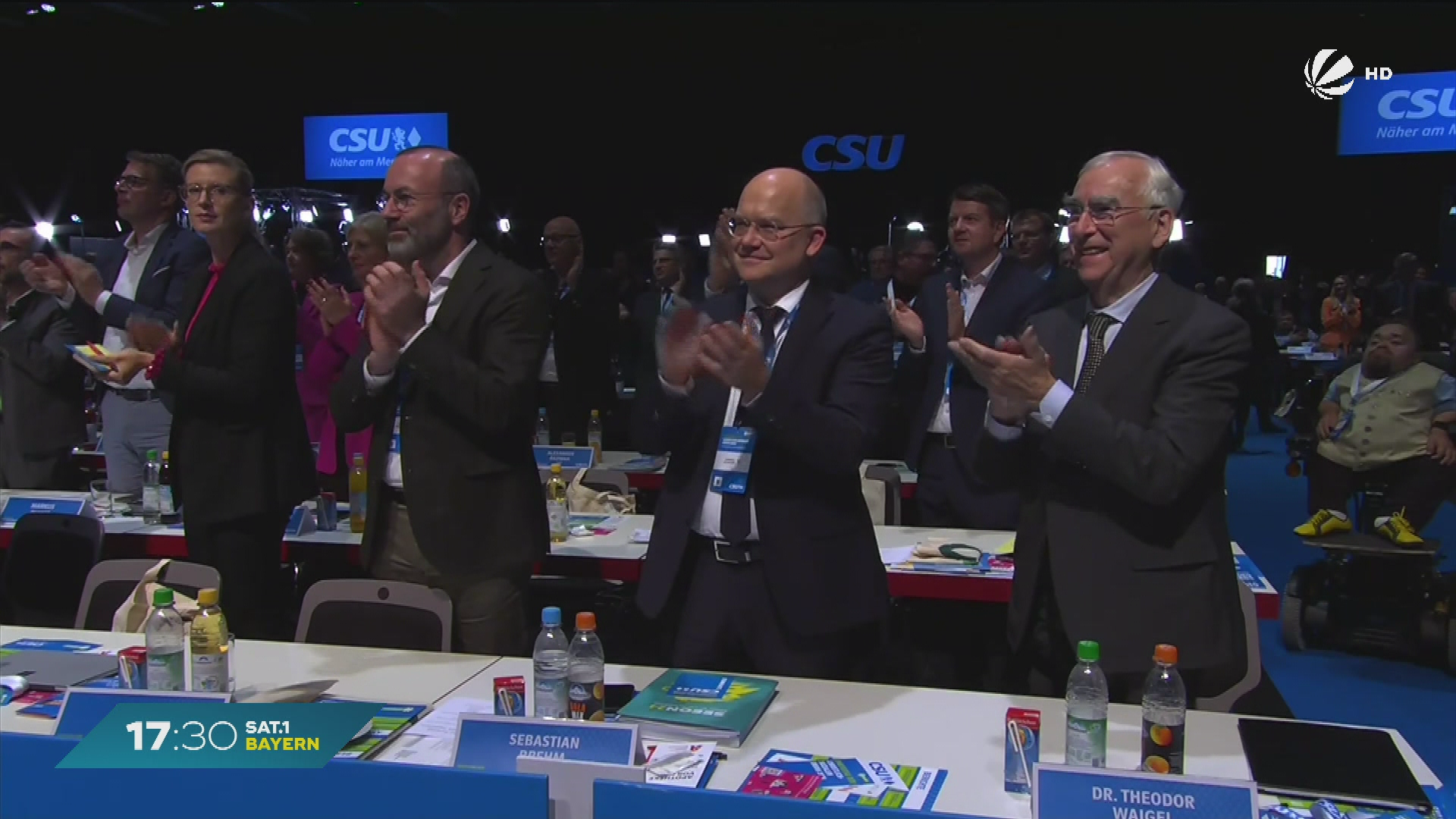 Absage an Koalition mit Grünen final? Merz beim CSU-Parteitag in Augsburg - Video