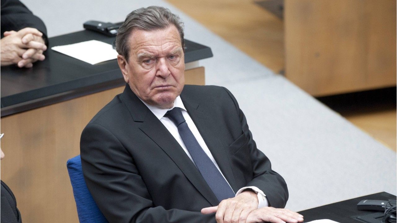Video: Altkanzler Schröder verliert Bundestagsbüro