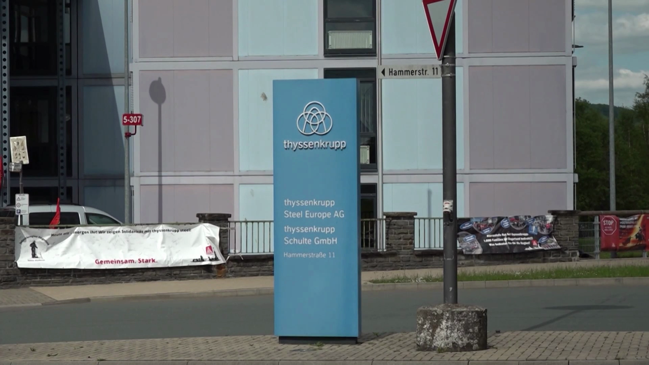 Video: ThyssenSteel Werk in Eichen: Hoffnung nach Arbeitskampf und drohender Schließung