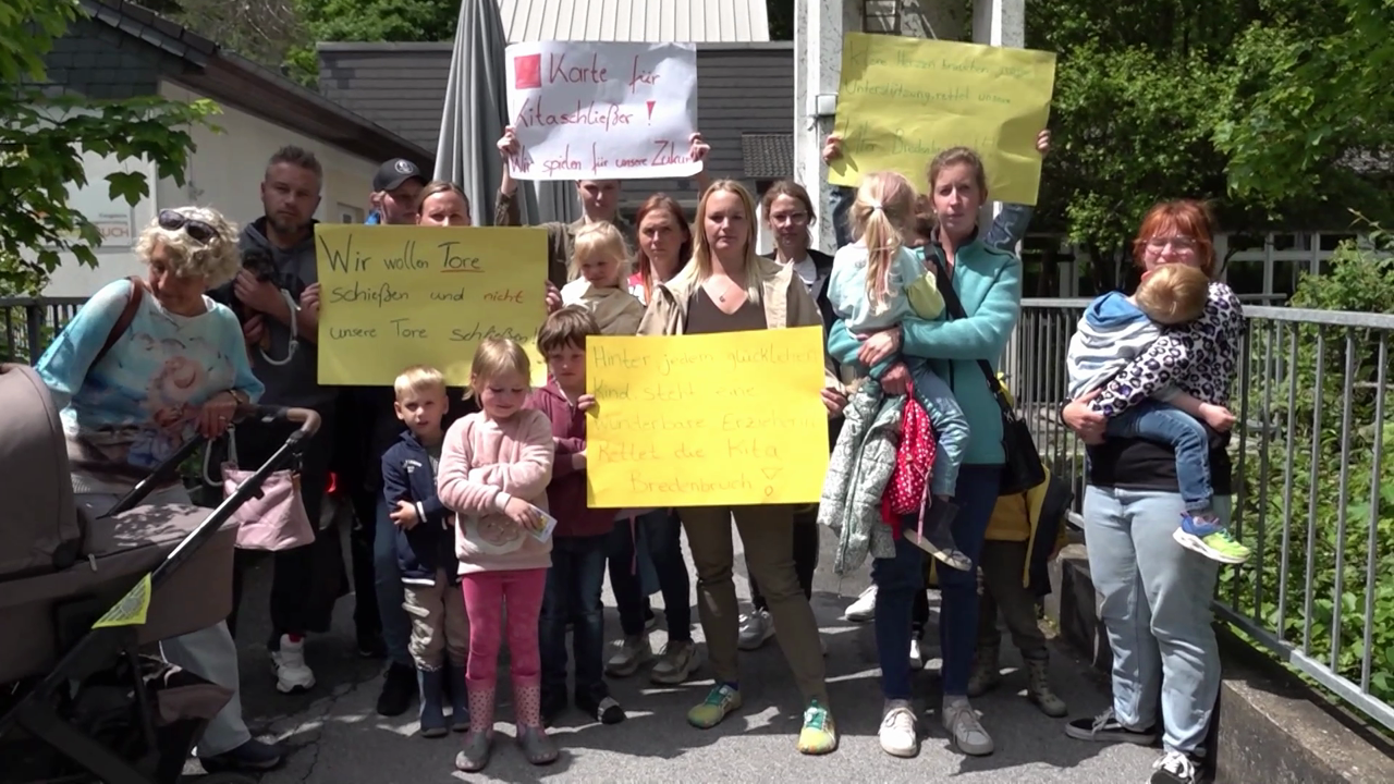 Video: Wut und Enttäuschung: Kita Bredenbruch in Hemer schließt überraschend
