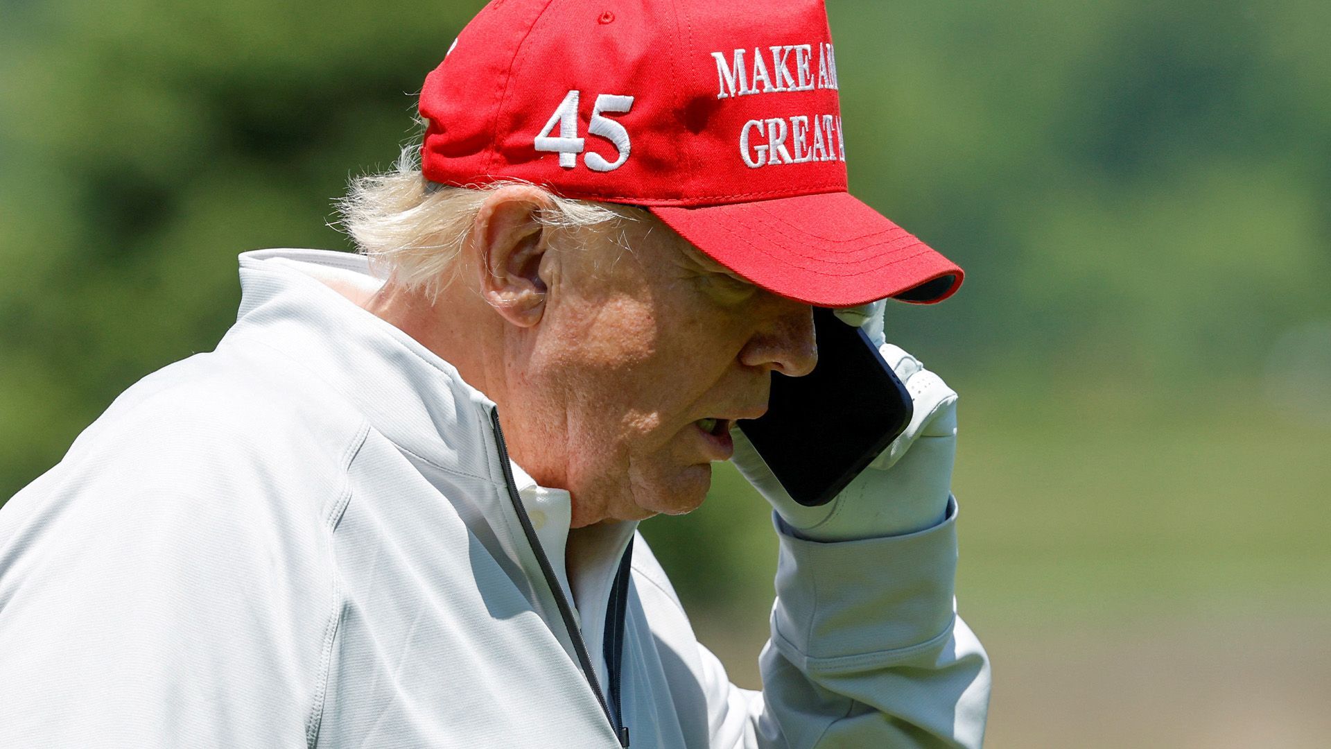 Trump nutzt privates Handy im Dienst