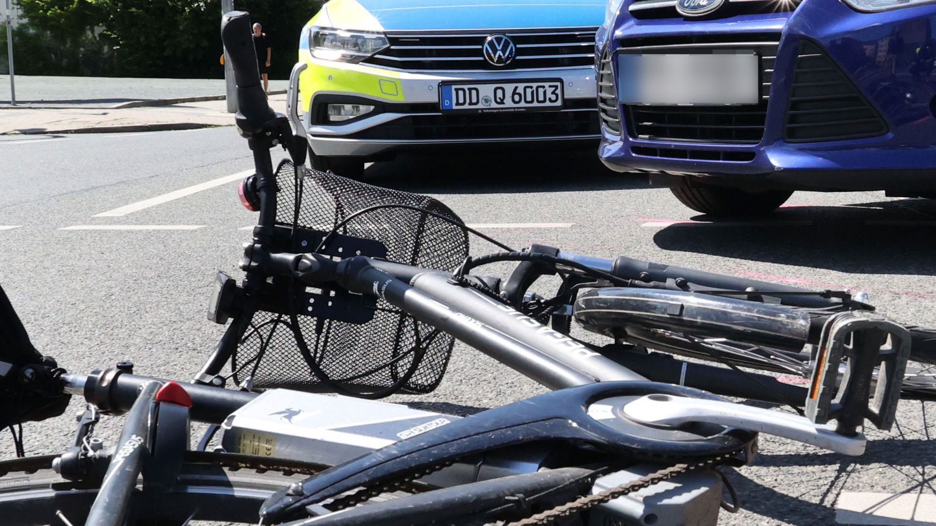 Video: Kommt die Helmpflicht für E-Bikes?