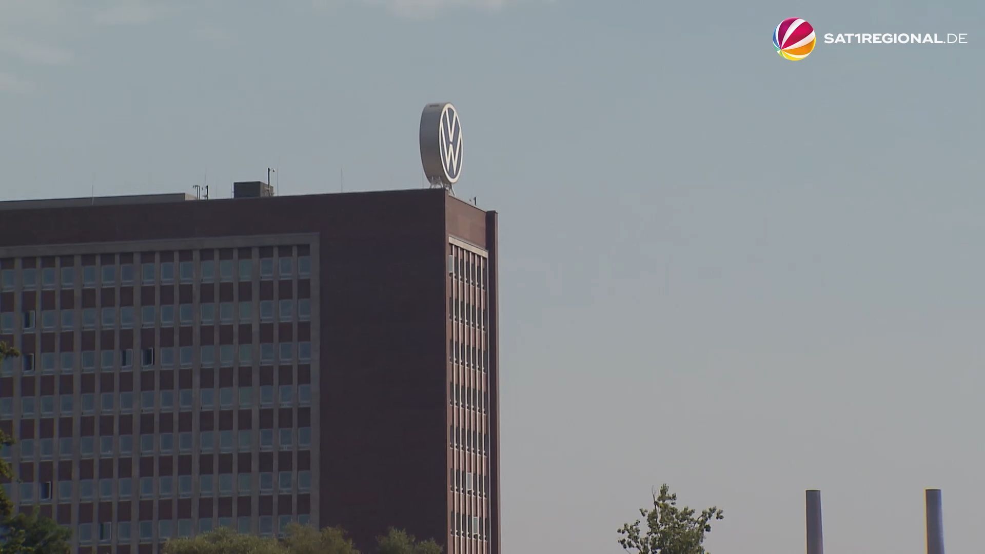 Video: Milliardenverlust: VW rutscht tief in rote Zahlen – Porsche belastet