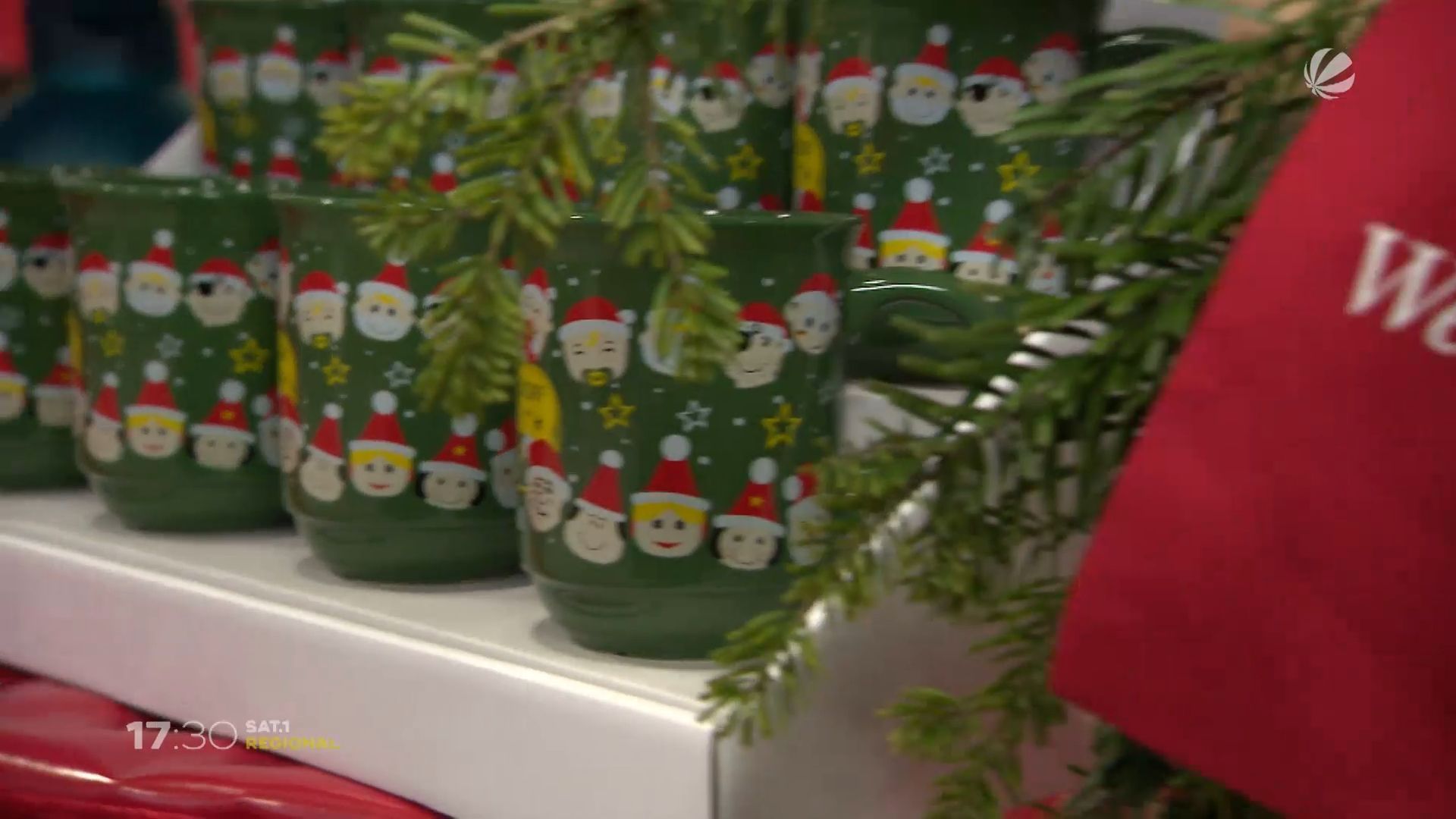Video: Weihnachtsdorf in Wanderup erstrahlt in hellem Glanz