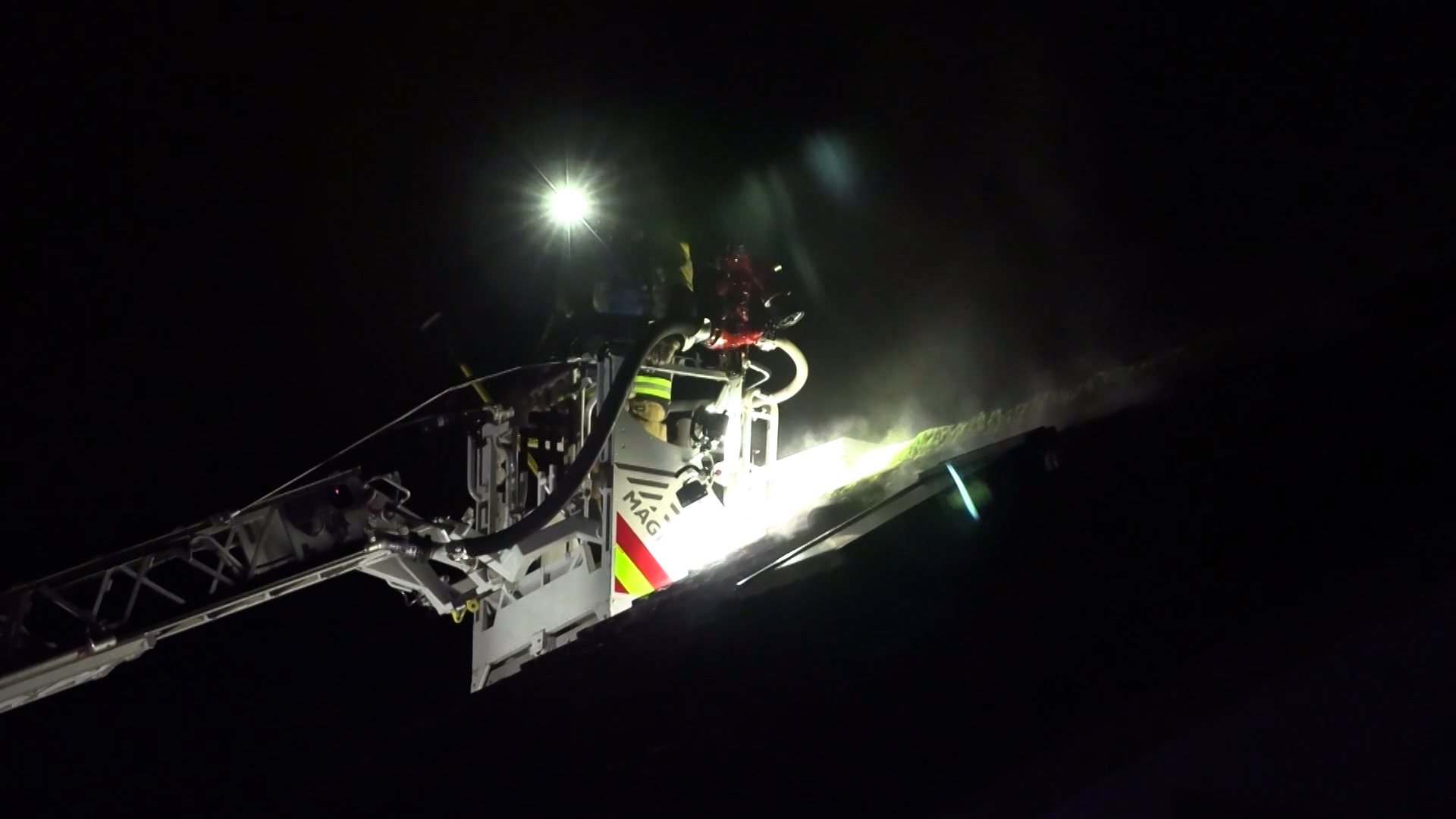 Video: Brand in Bad Honnef: 70 Feuerwehrleute im Einsatz