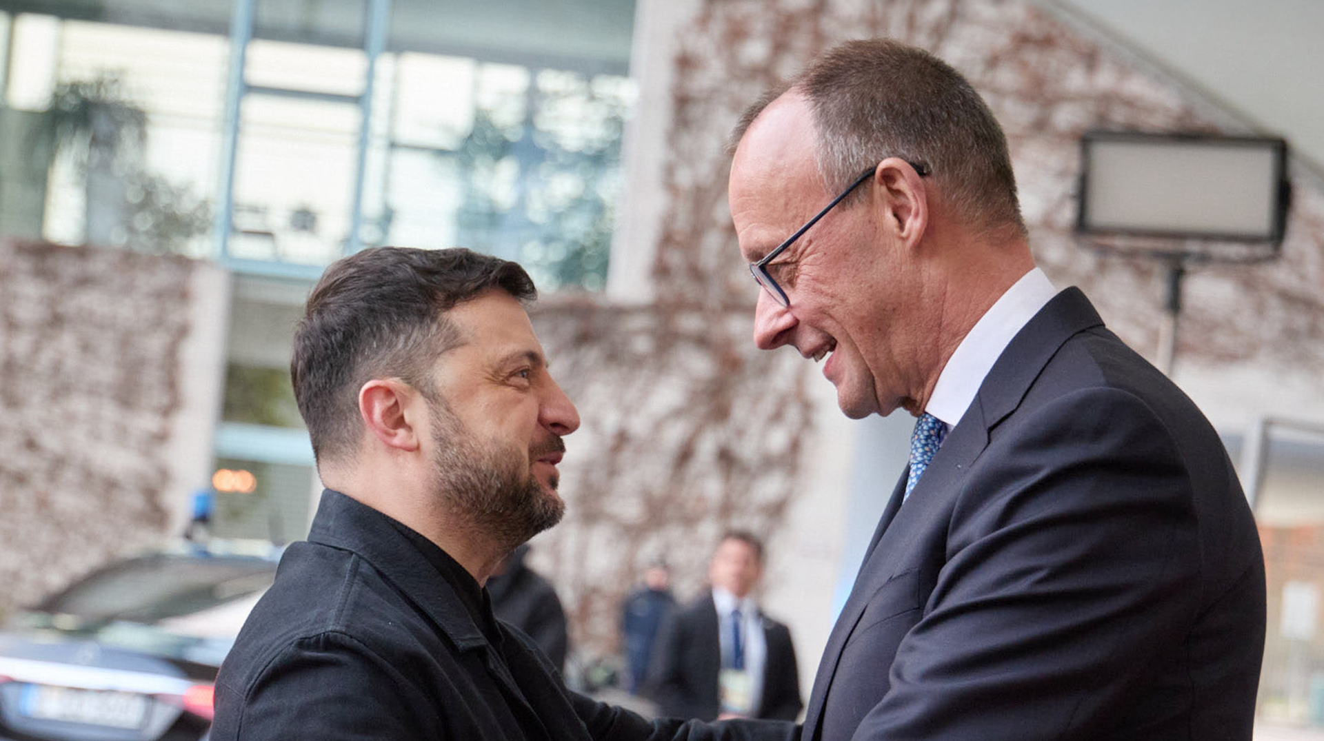 Video: Merz: "Chance auf echten Friedensprozess"