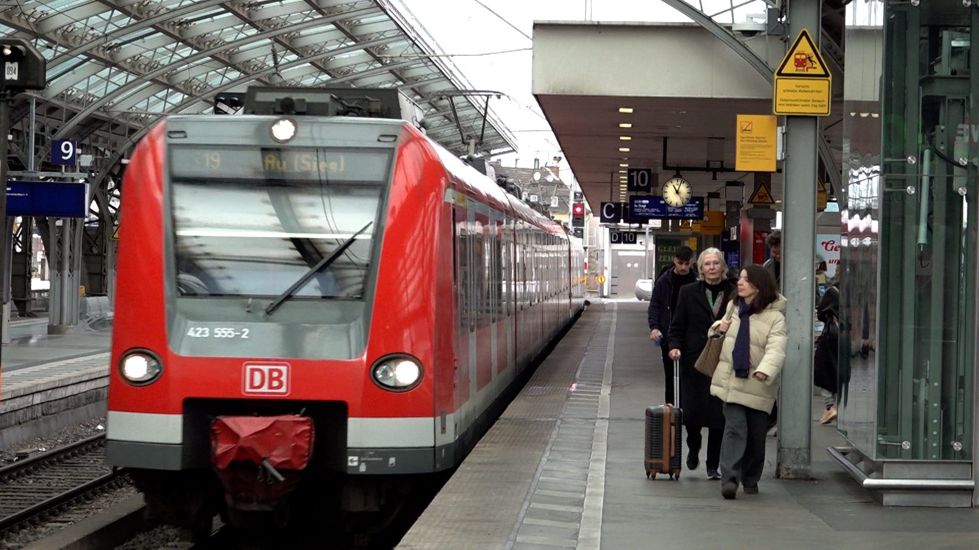 Video: NRW steuert S-Bahn-Verkehr ab 2027 zentral