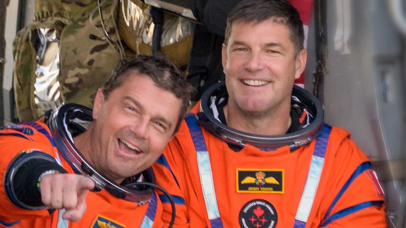 Video: Crew der Artemis 2 wieder auf der Erde