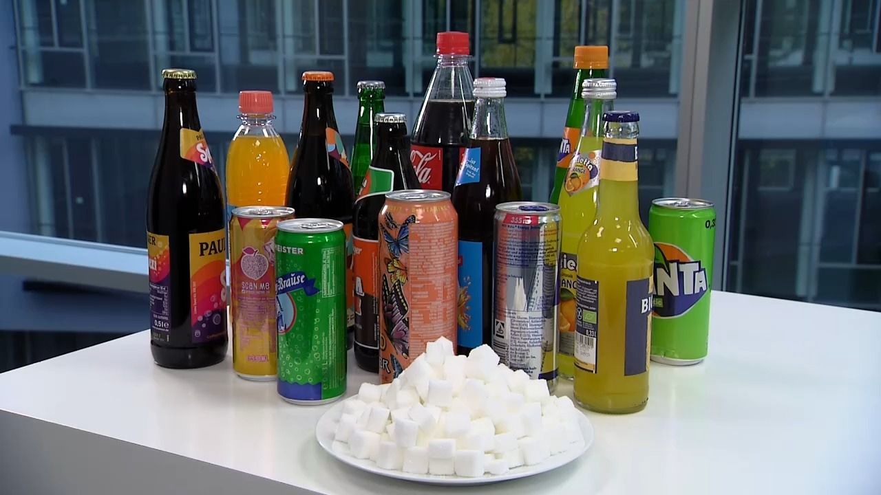 Video: Zuckersteuer in Bayern? Streit um Gesundheit und Preise
