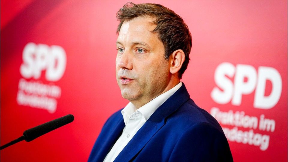 Schwarz-Rot: SPD-Chef wirbt um Zustimmung